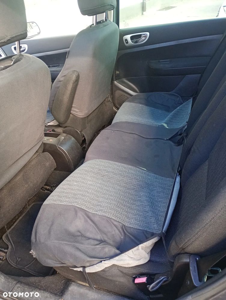 Peugeot 307 - 4