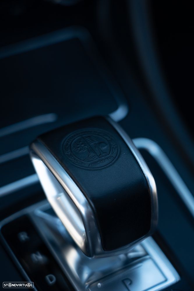 Mercedes-Benz CLA 45 AMG 4Matic Shooting Brake Speedshift 7G-DCT Night Edition - 11