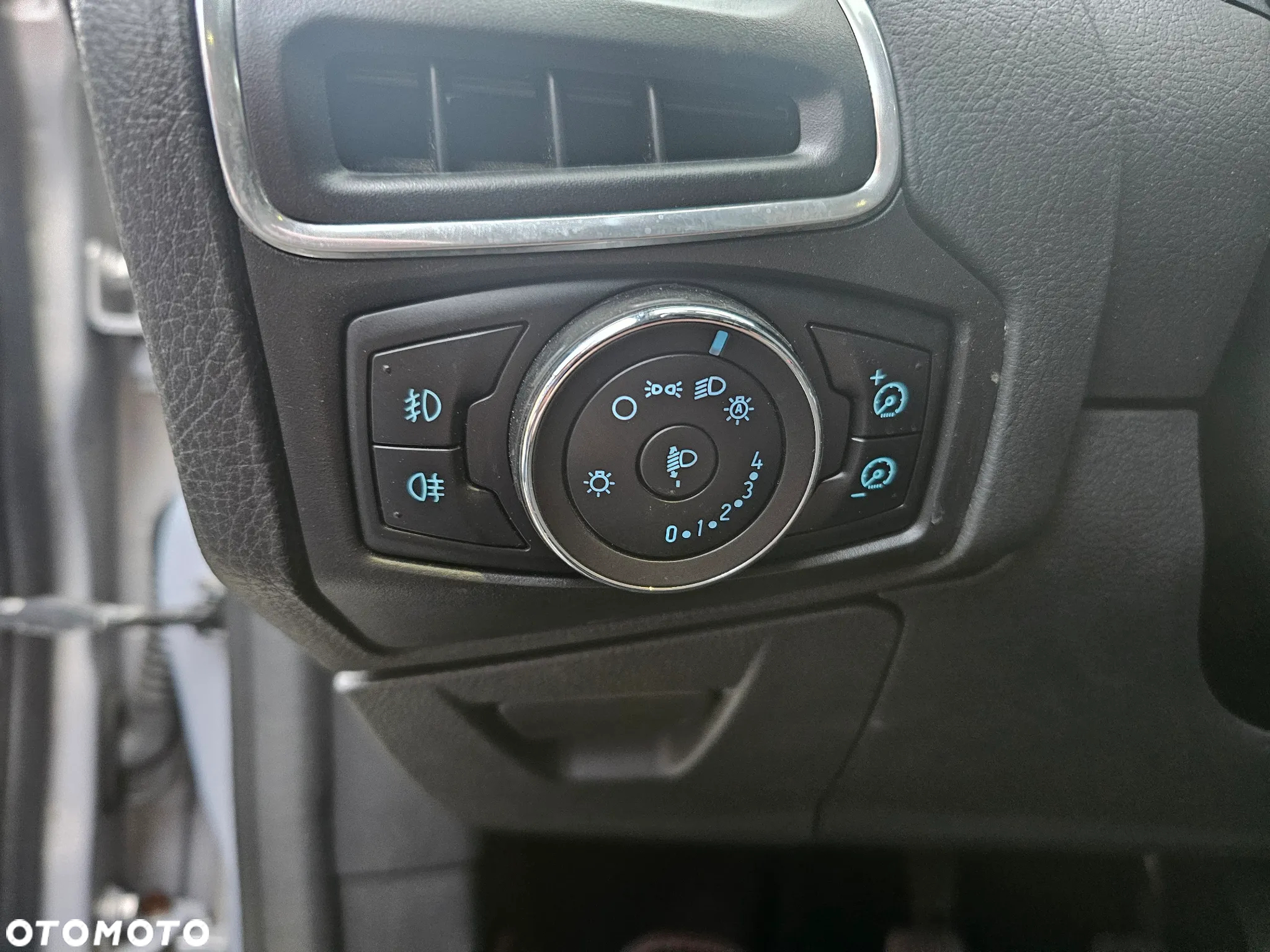 Ford Focus 1.0 EcoBoost Edition - 10