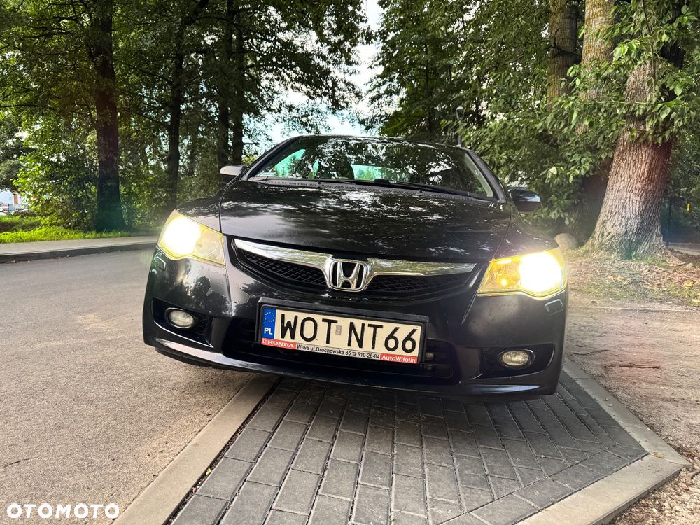 Honda Civic 1.8 Executive - 3