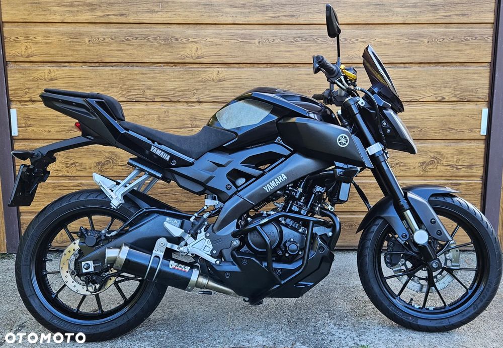 Yamaha MT - 40