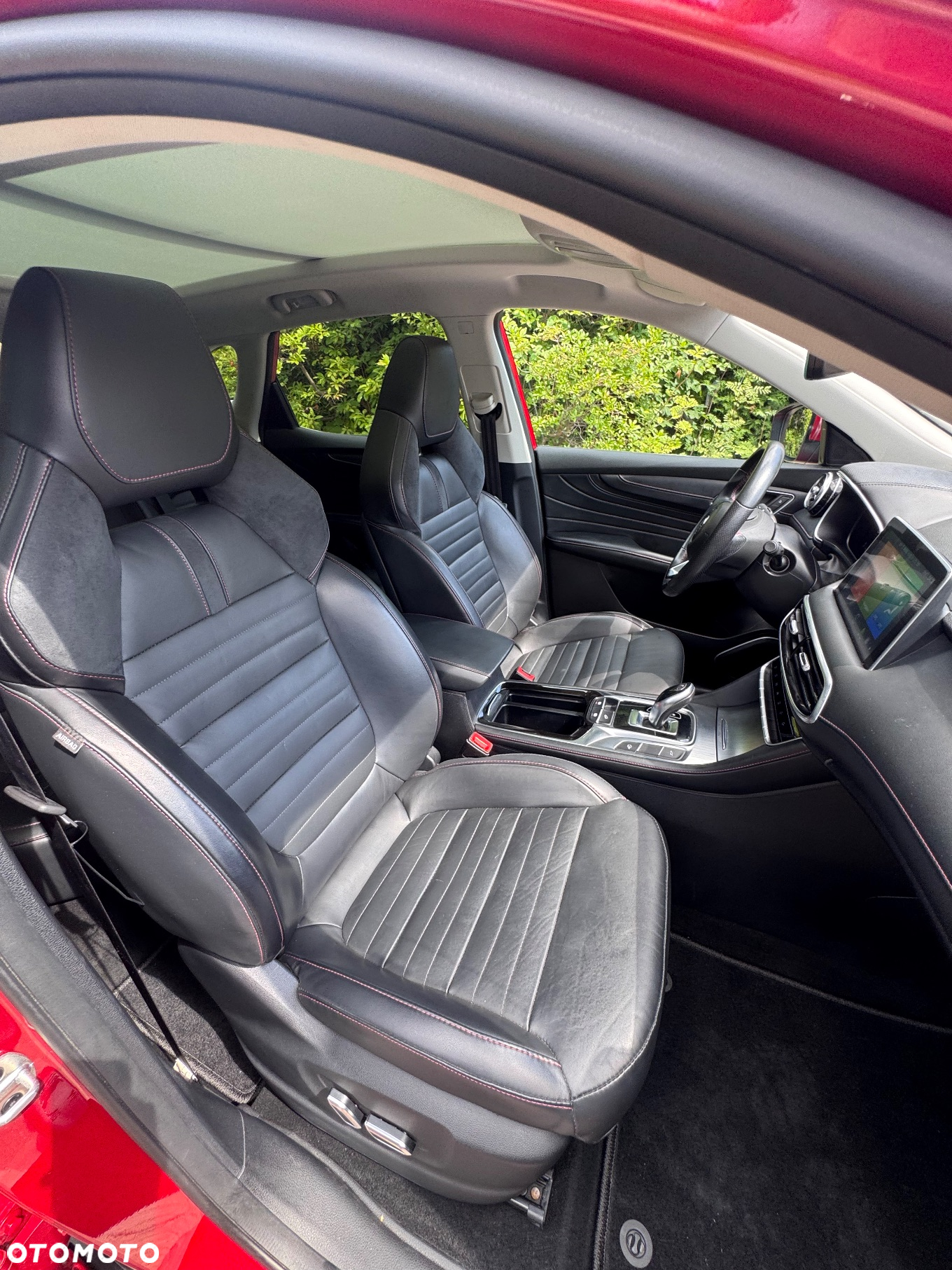 MG EHS PHEV Luxury - 13