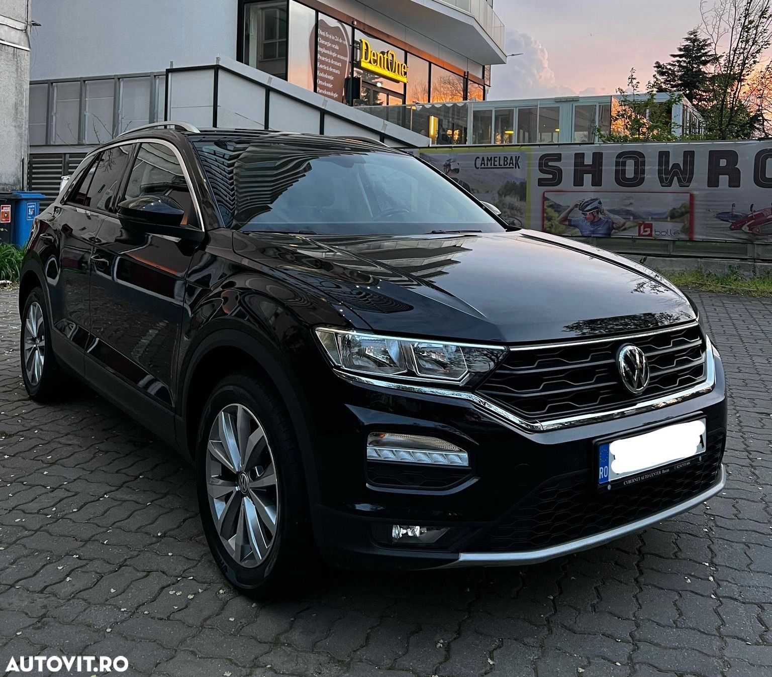 Volkswagen T-ROC 1.5 TSI Design - 1