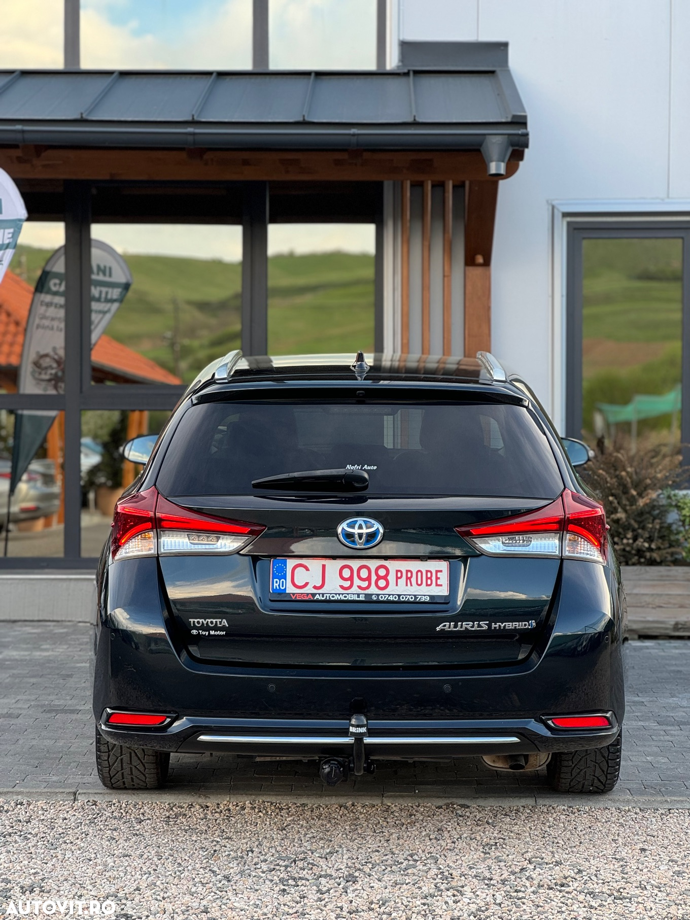 Toyota Auris 1.8 L VVT-i Hybrid Sol - 39