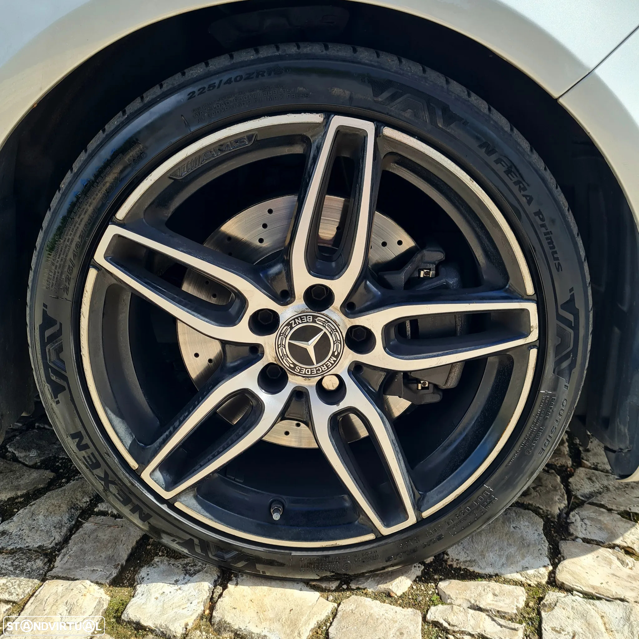 Mercedes-Benz CLA 220 d Shooting Brake AMG Line Aut. - 31