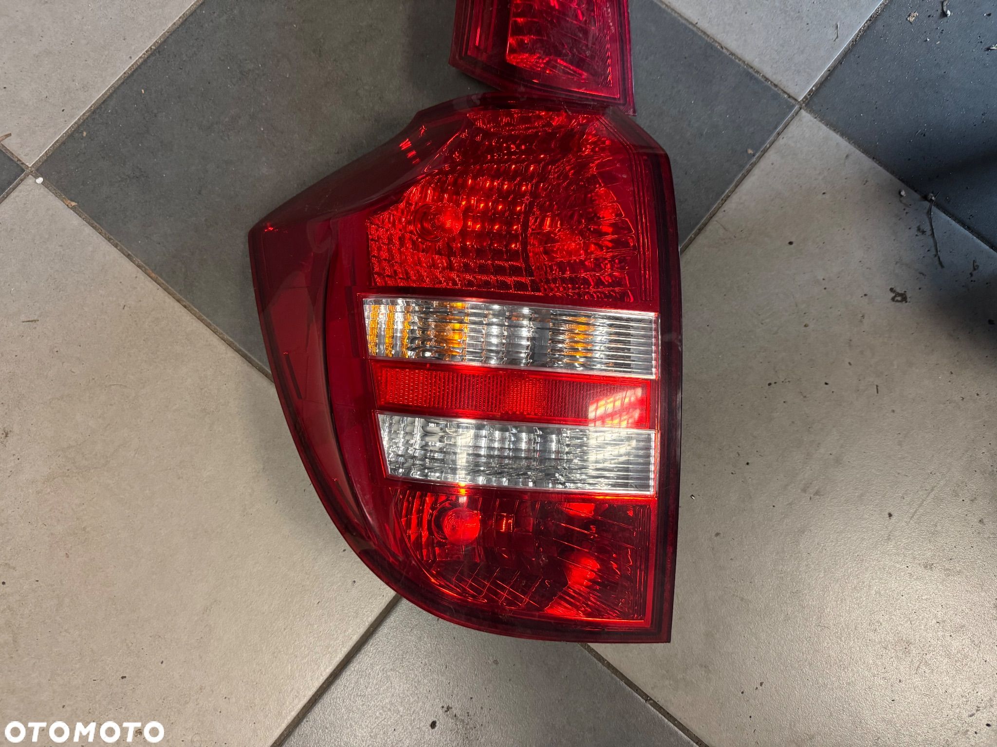 KIA CEED I 06-09 KOMBI LAMPA LEWA LEWY TYL TYLNA - 1