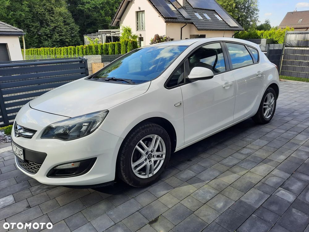 Opel Astra 1.6 Style - 10