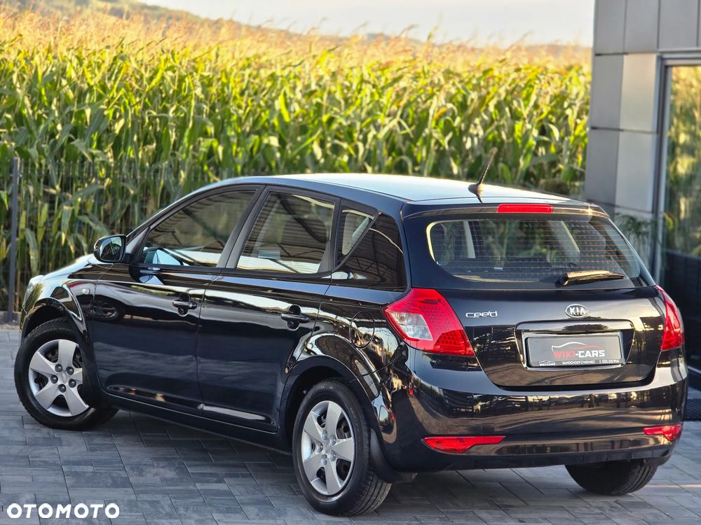 Kia Ceed 1.4 CVVT Attract - 10