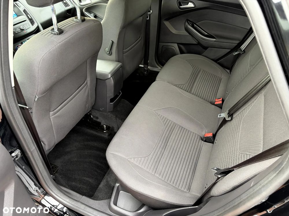 Ford Focus 1.5 EcoBoost STart-Stopp-System TITANIUM - 14
