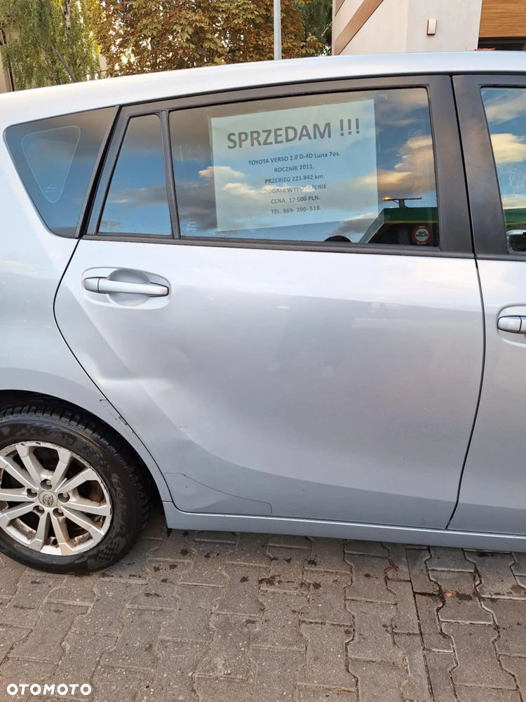 Toyota Verso 2.0 D-4D Luna 7os - 27