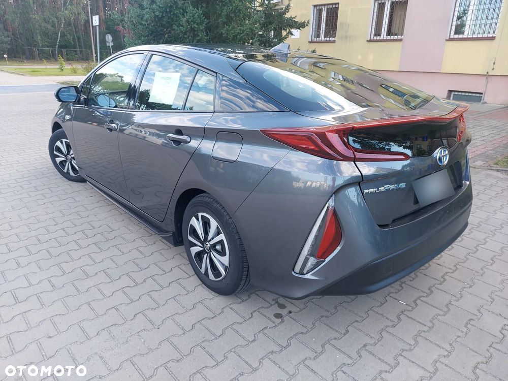 Toyota Prius Plug-in Hybrid Executive - 5