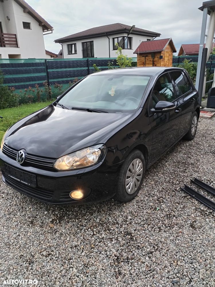 Volkswagen Golf - 2