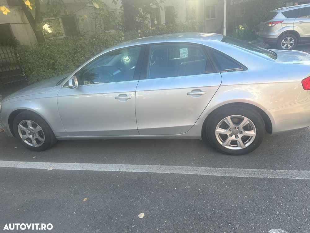Audi A4 - 1