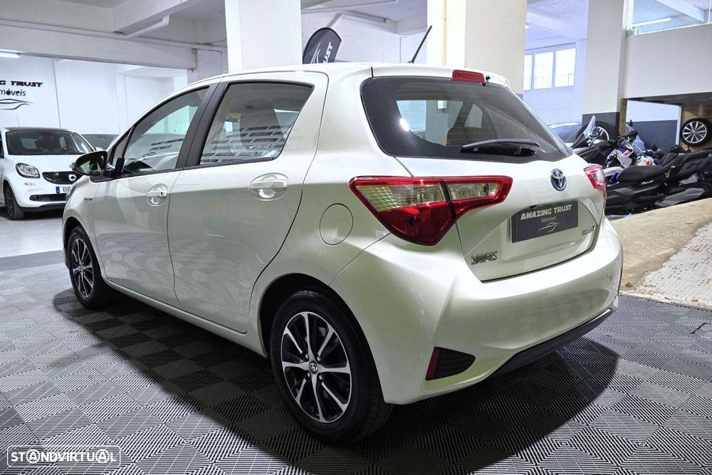 Toyota Yaris 1.5 HSD Comfort - 6