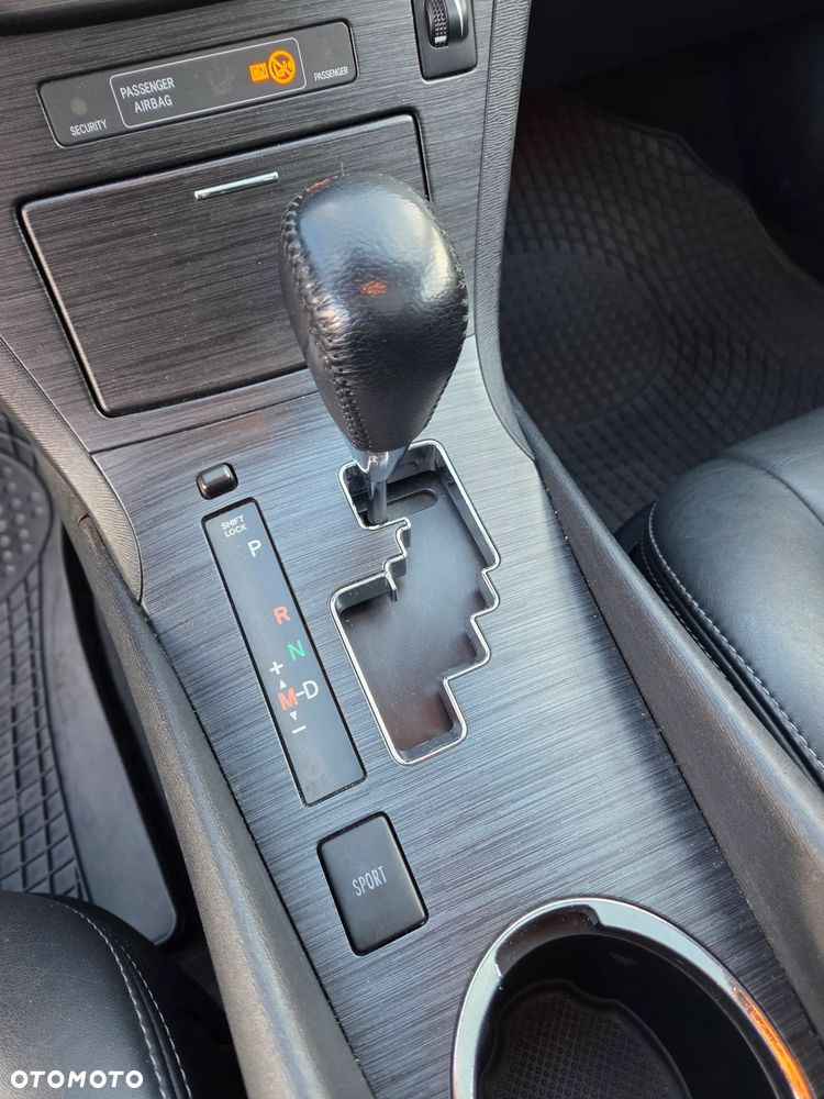 Toyota Avensis 2.2 D-4D Platinium - 20