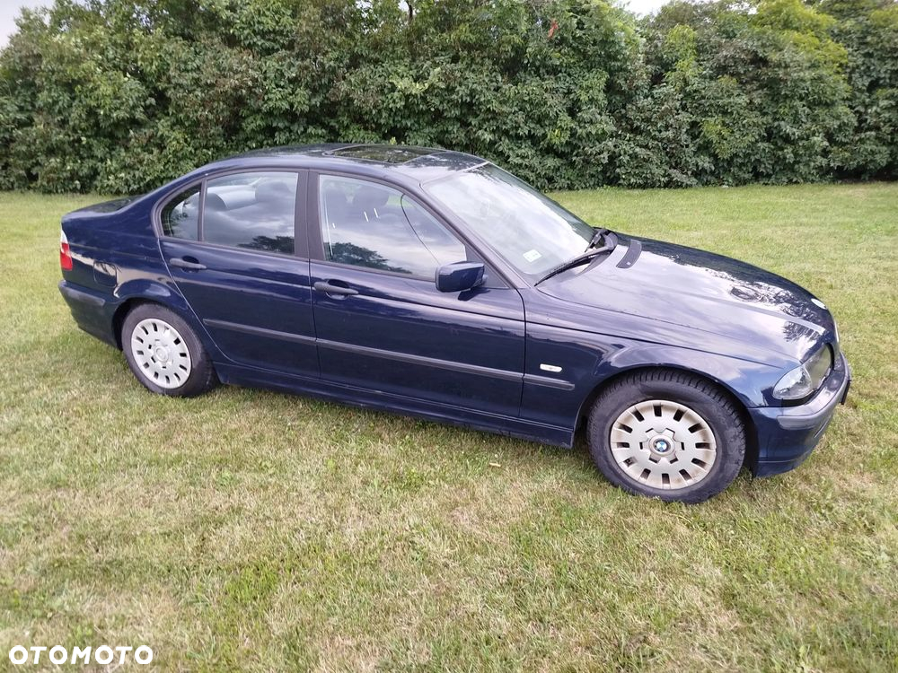 BMW Seria 3 316i - 5