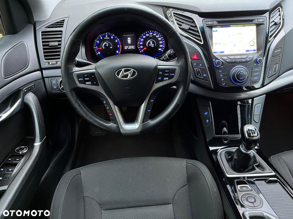 Hyundai i40 - 23