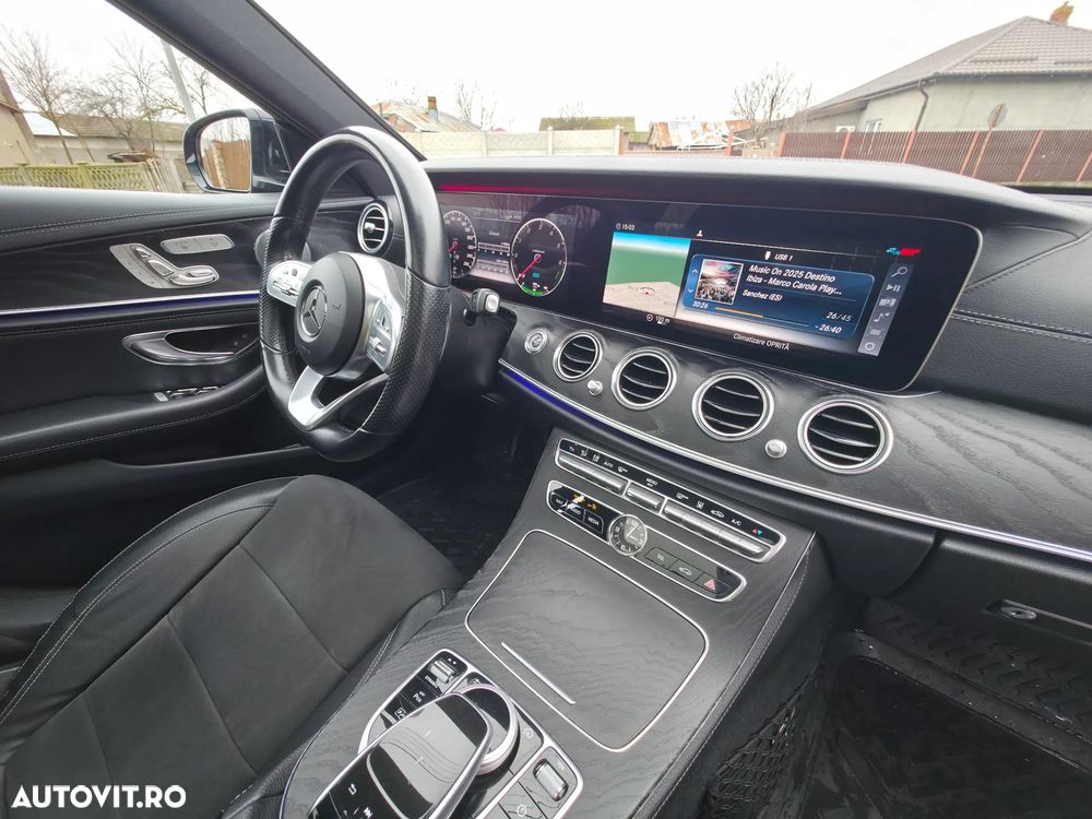 Mercedes-Benz E 300 de 9G-TRONIC AMG Line - 14