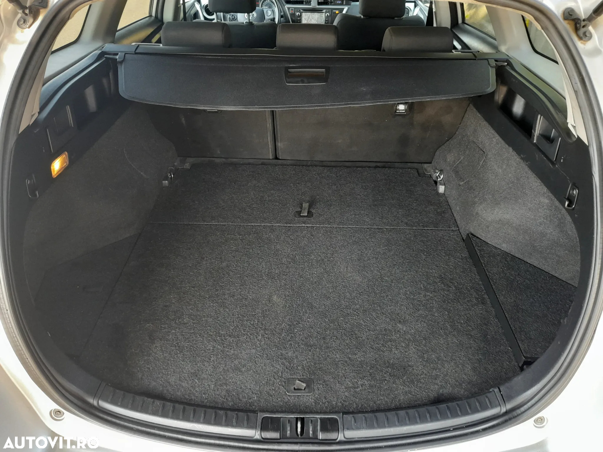 Toyota Auris 1.8 VVT-i Hybrid Automatik Life - 9