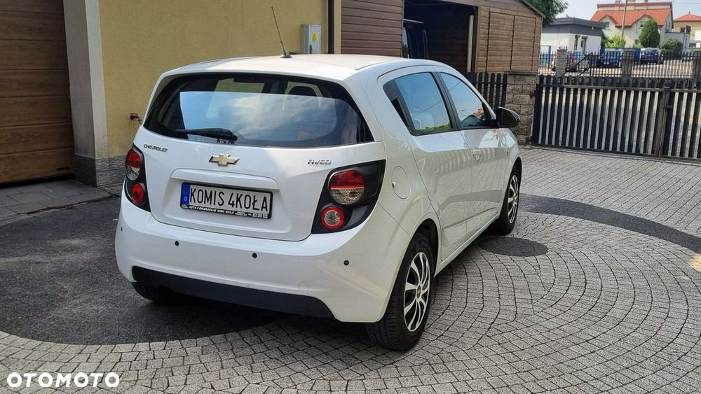 Chevrolet Aveo - 3