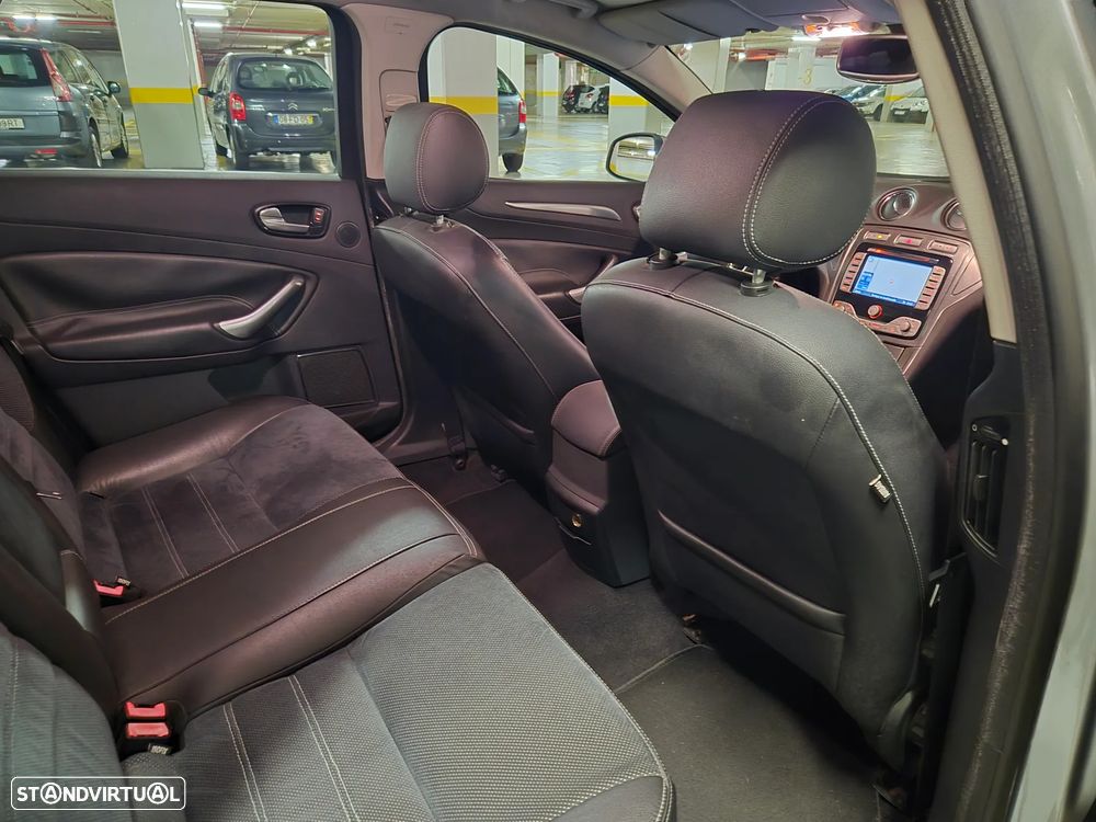 Ford Mondeo SW 2.0 TDCi Titanium - 24