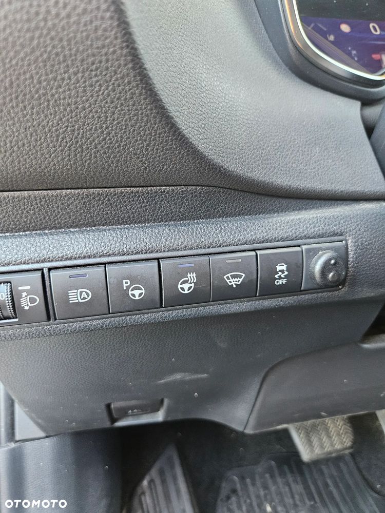 Toyota Corolla 1.8 Hybrid Selection - 15