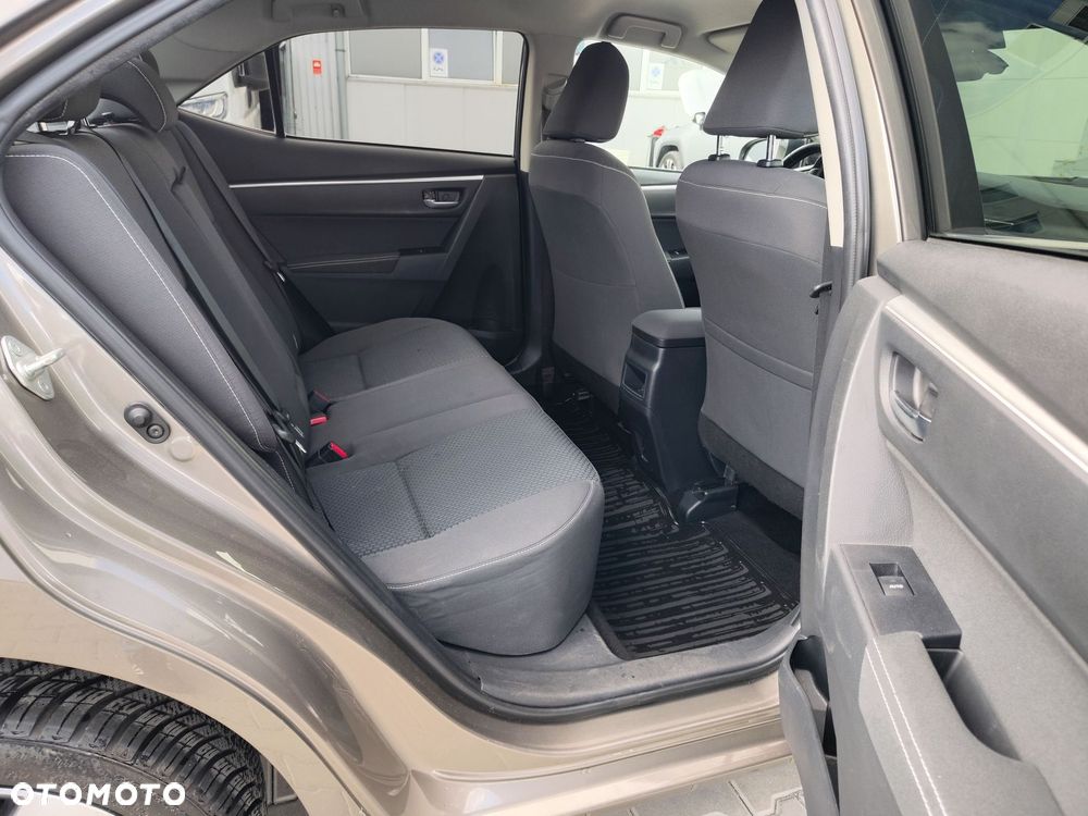 Toyota Corolla 1.6 Premium EU6 - 11