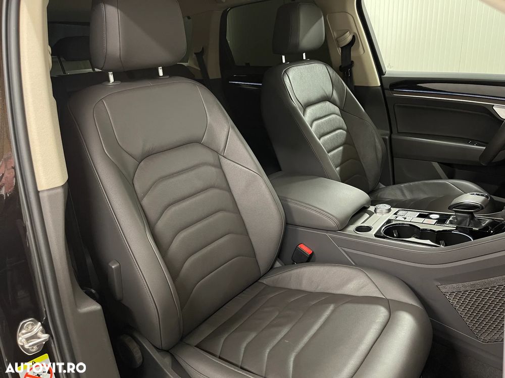 Volkswagen Touareg V6 TDI Elegance - 10