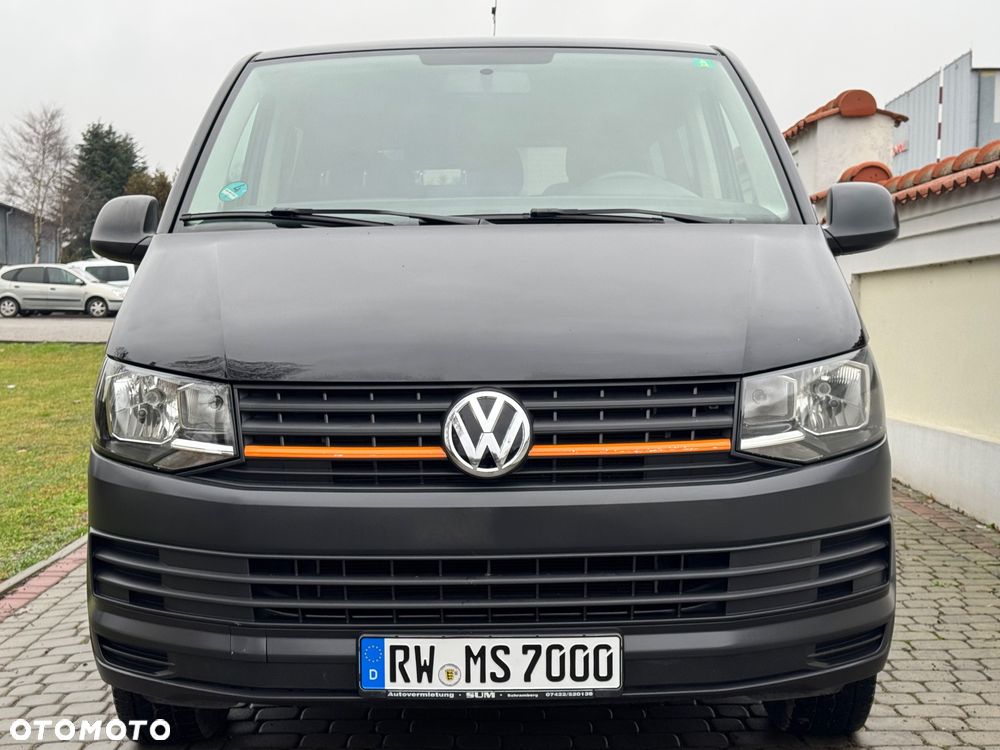 Volkswagen Multivan - 27