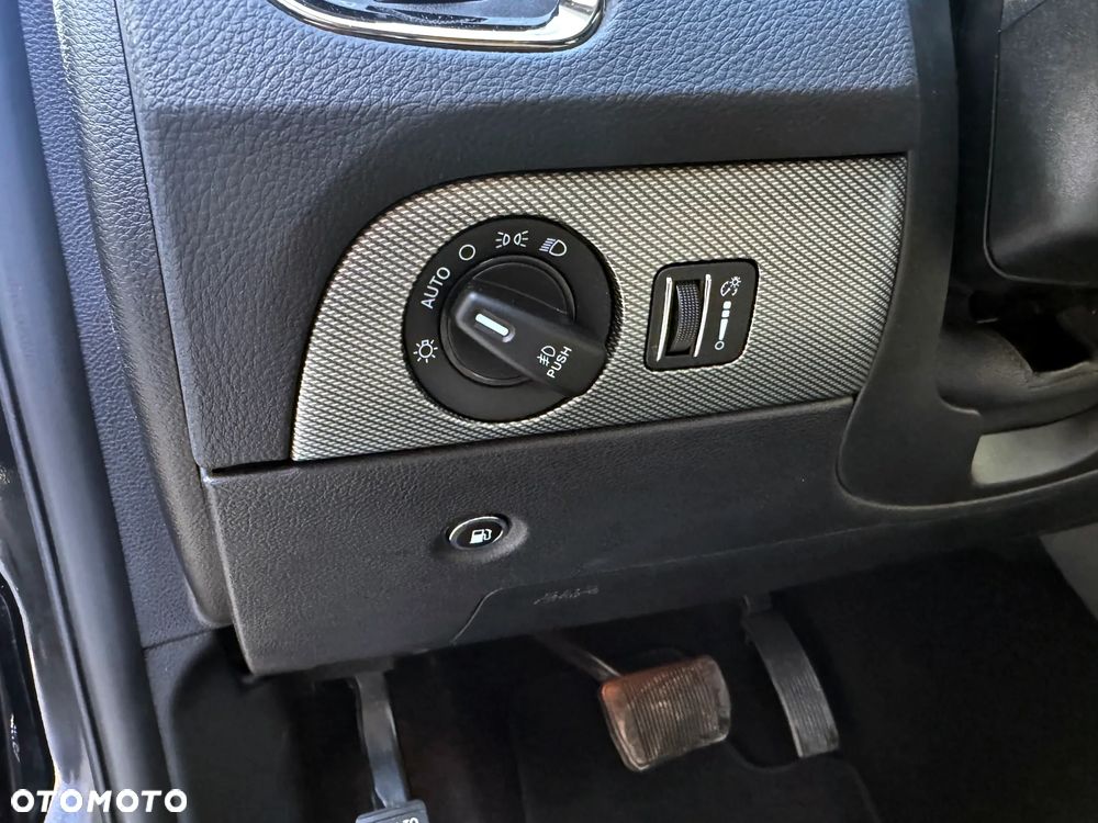 Dodge Durango 3,6 Limited - 13