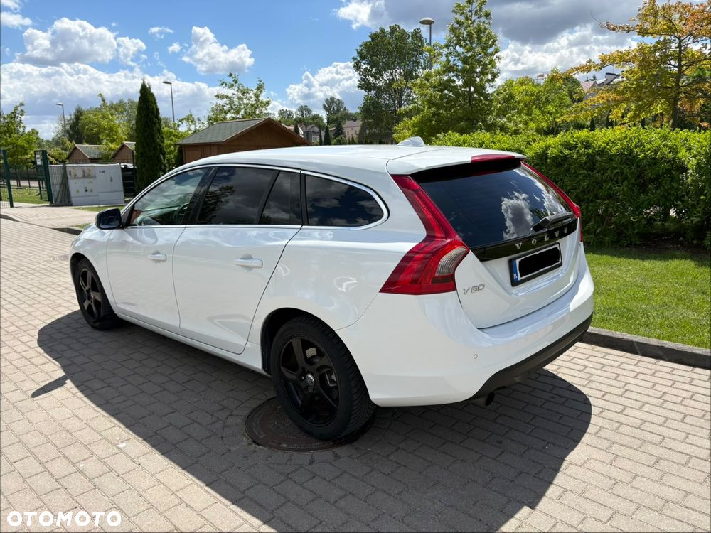 Volvo V60 T4 Geartronic Powershift Momentum - 7