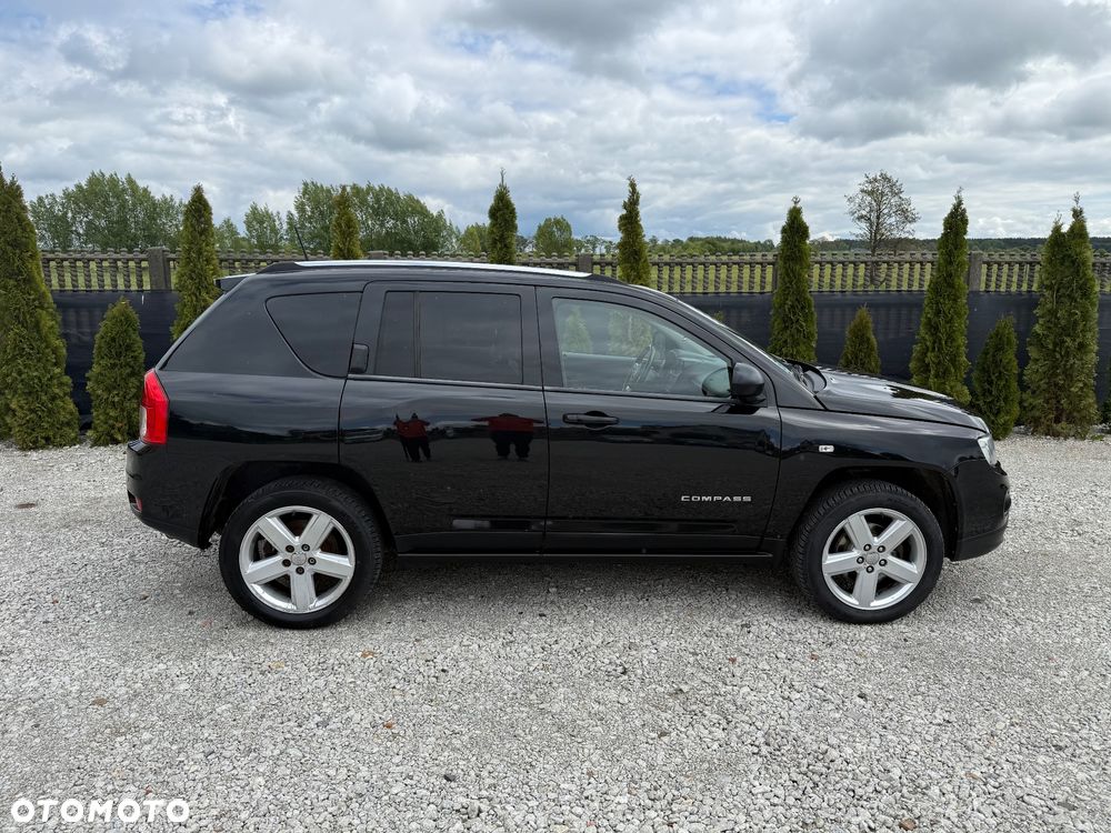 Jeep Compass - 12