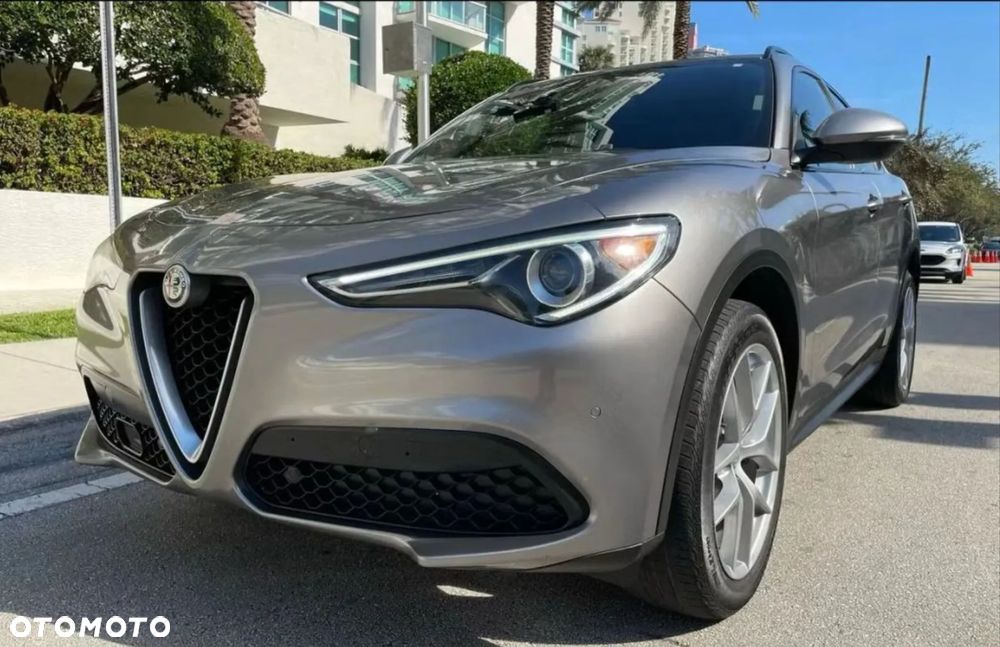 Alfa Romeo Stelvio - 3