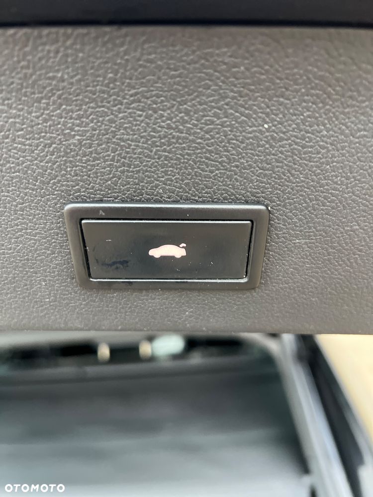 Audi A4 Avant 2.0 TDI DPF multitronic S line Sportpaket - 34