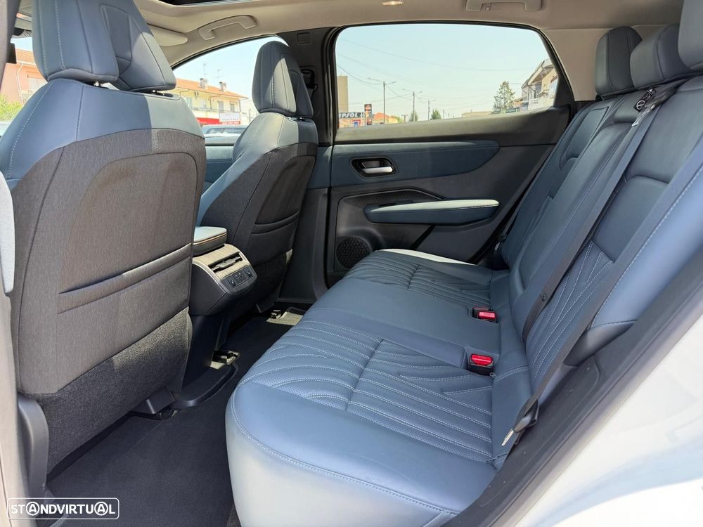 Nissan Ariya 63 kWh Evolve Carr. 22kW + Pack Sport - 11