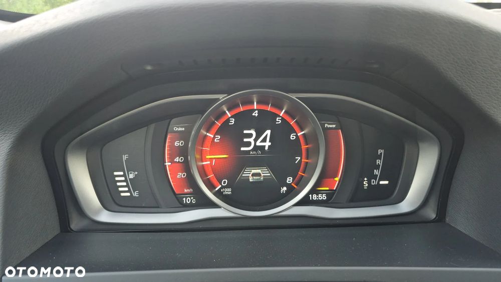 Volvo V60 T5 Kinetic - 9