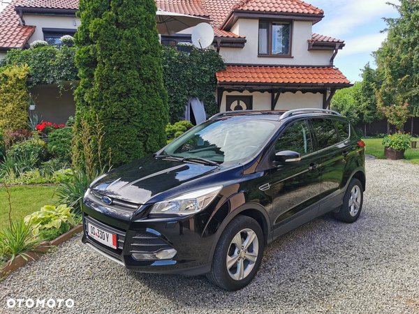 Ford Kuga 1.5 EcoBoost 2x4 Titanium