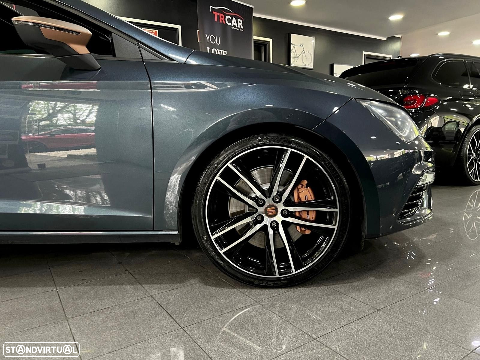 SEAT Leon 2.0 TSI Cupra DSG S/S - 8