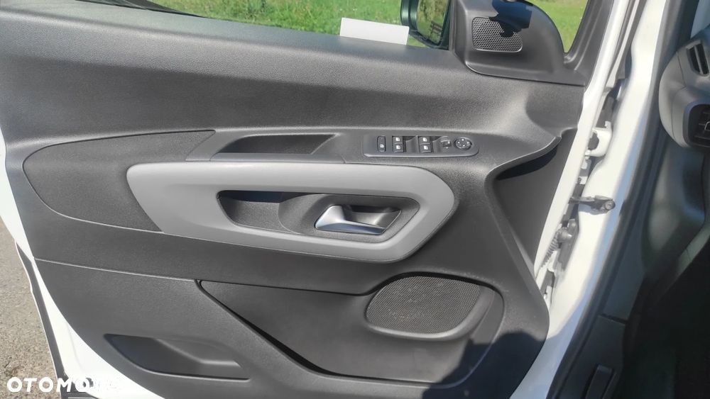 Toyota Proace City Verso Long 1.2 D-4T Business - 15