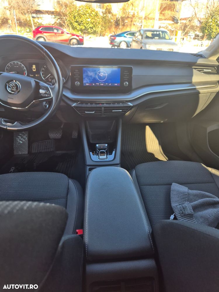 Skoda Octavia 2.0 TDI DSG Ambition - 9