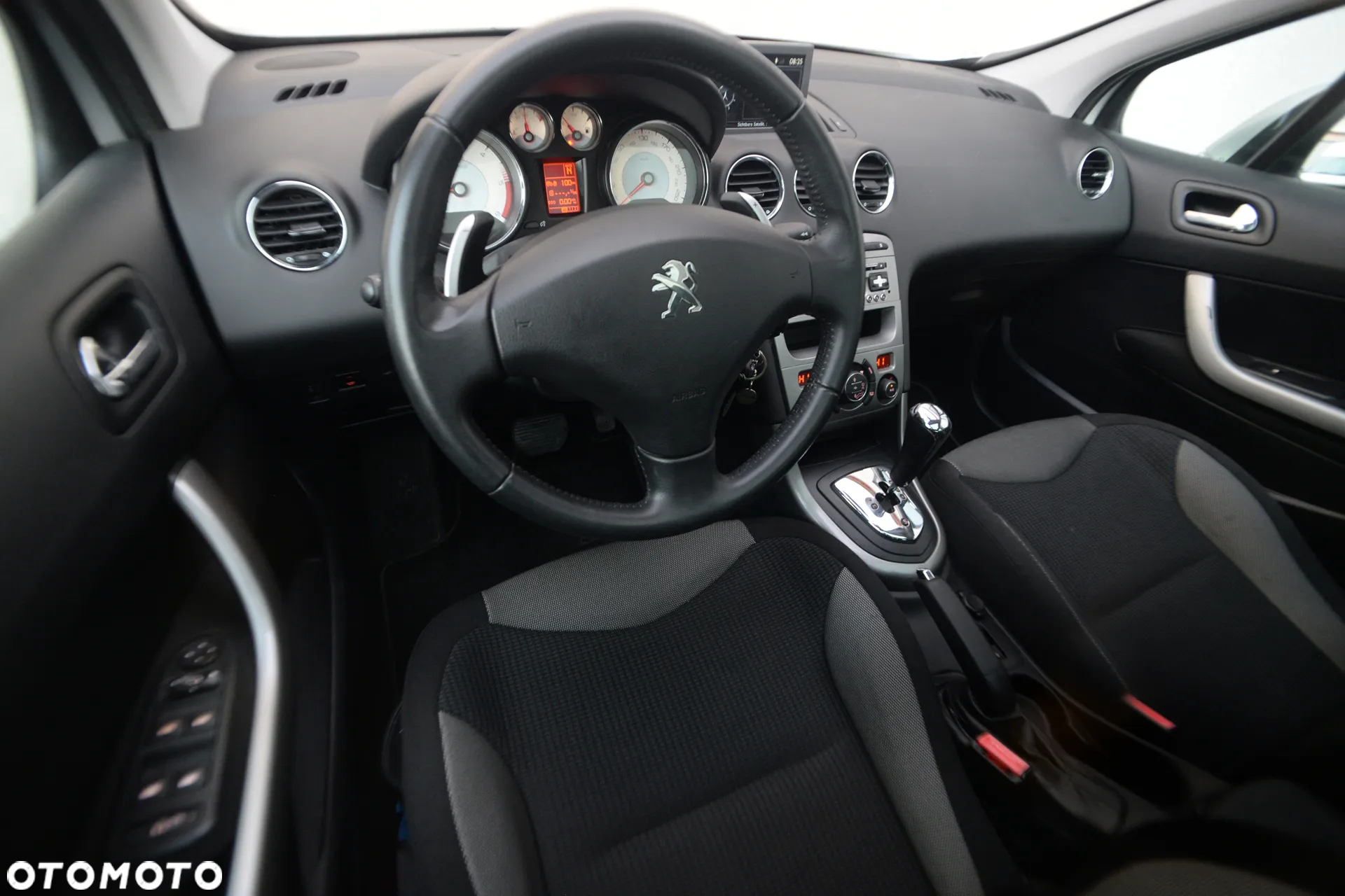Peugeot 308 SW BlueHDi 120 EAT6 Stop & Start Active Business-Paket - 30