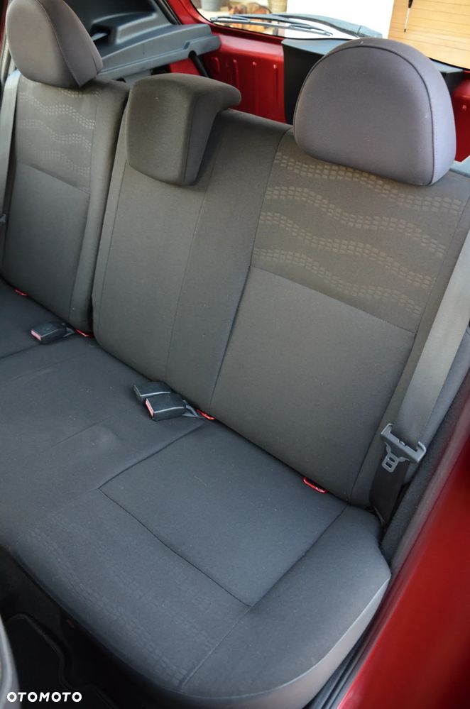 Dacia Sandero 1.6 MPI Stepway - 12