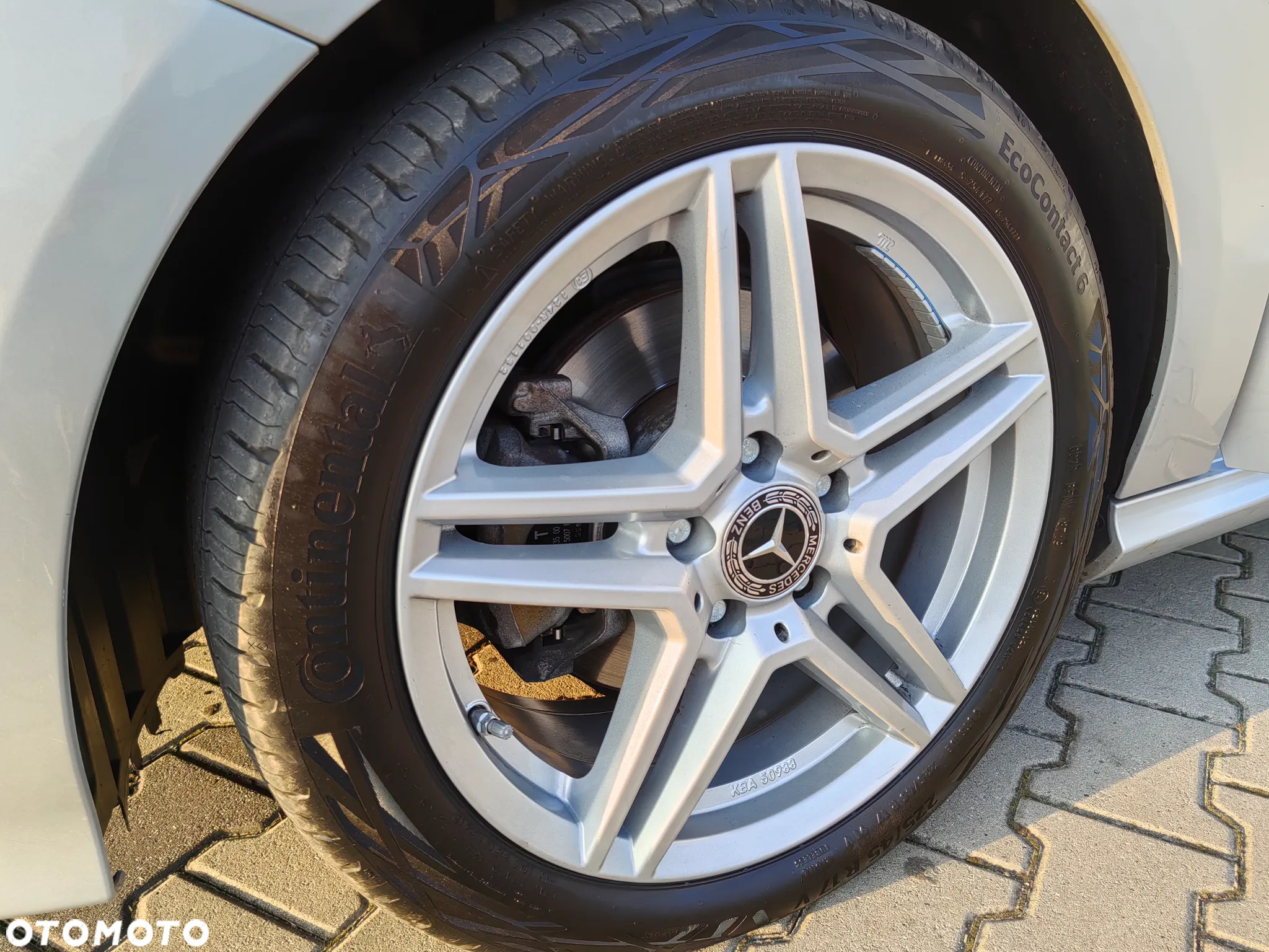Mercedes-Benz Klasa B 200 7G-DCT Style - 37