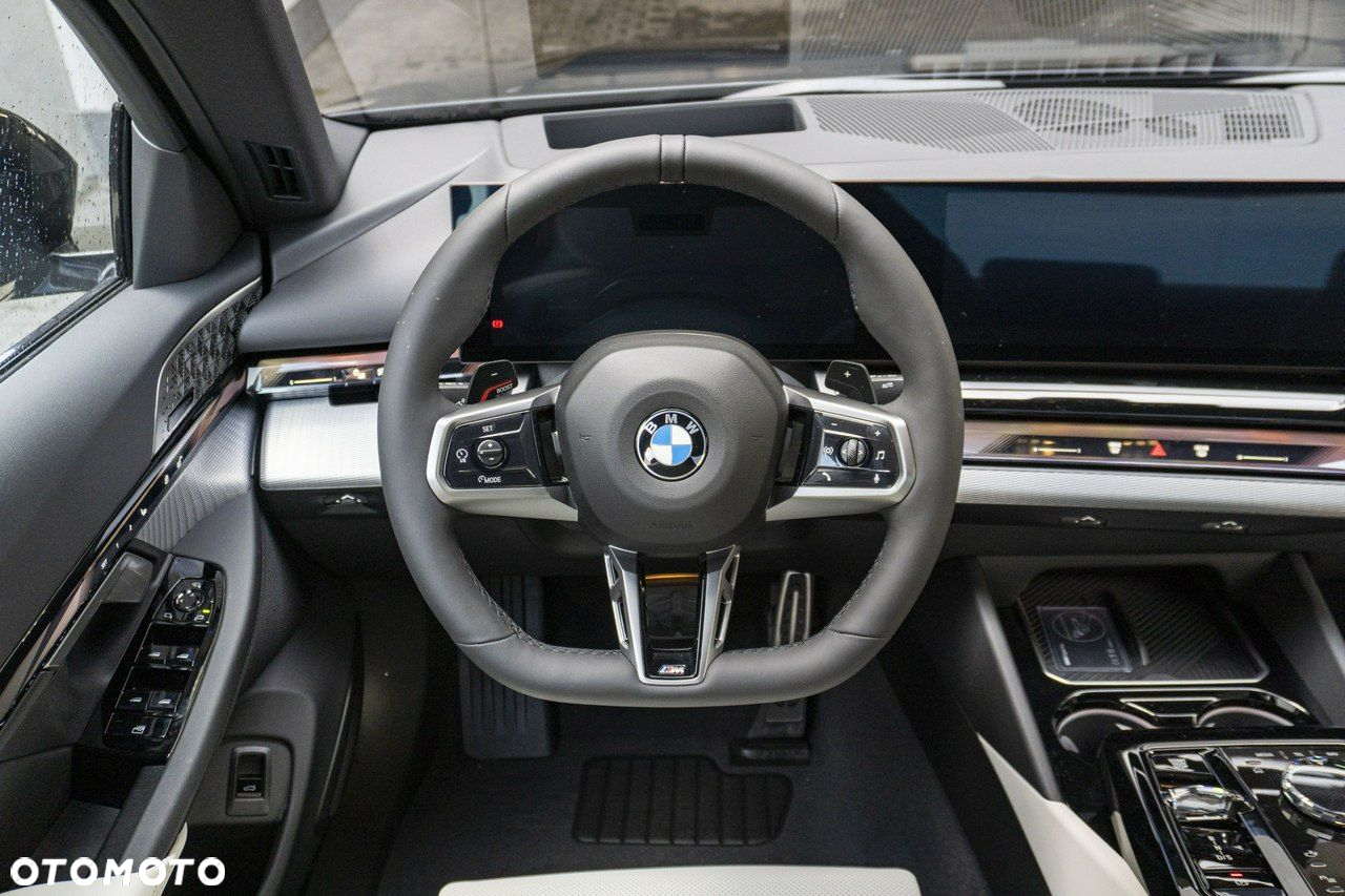 BMW Seria 5 - 16