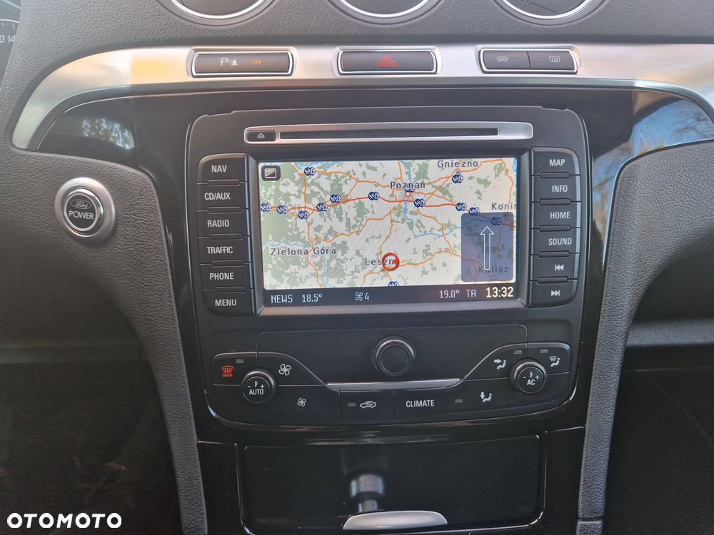 Ford S-Max 2.0 TDCi DPF Titanium - 15