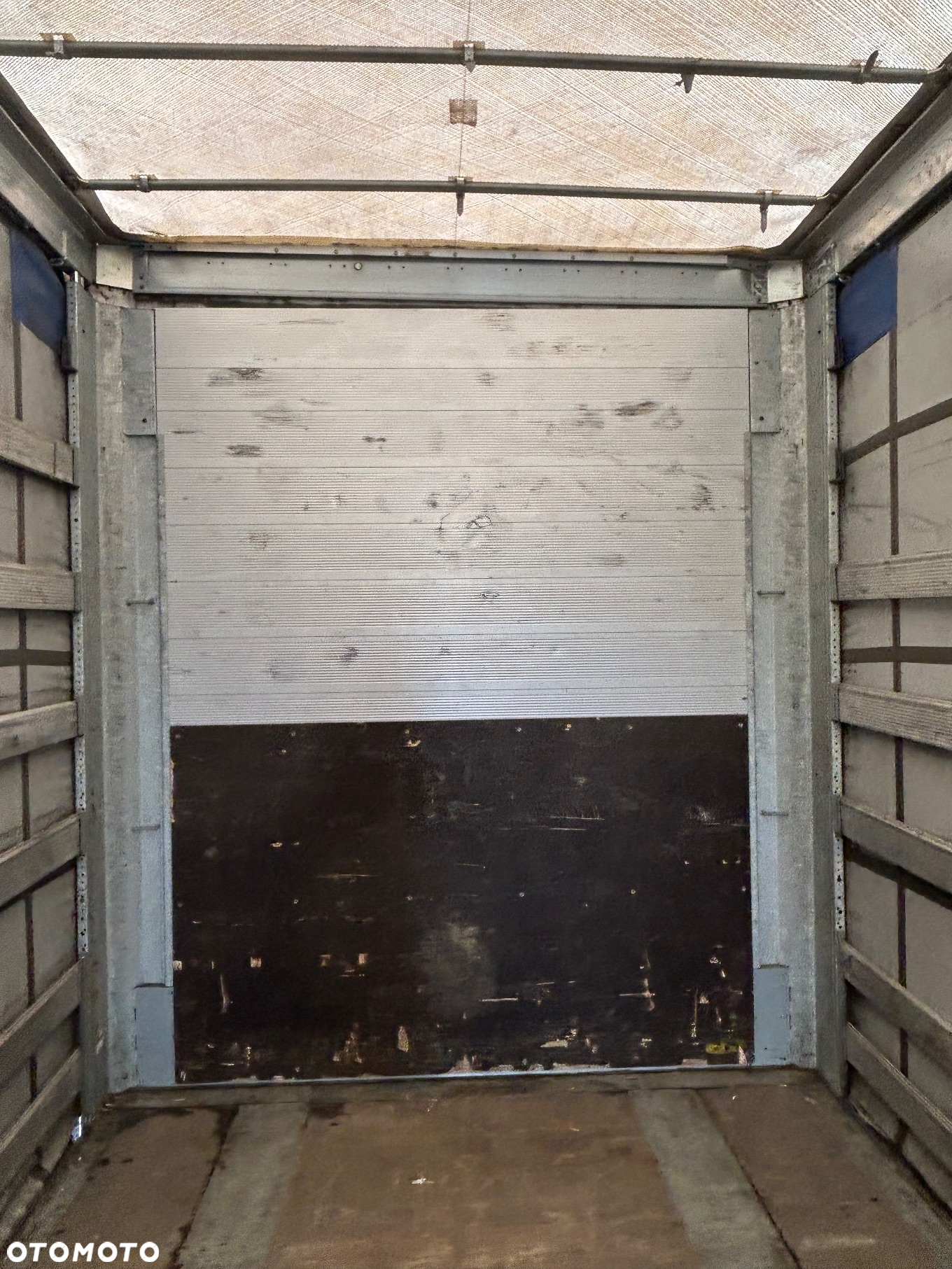 Kompletna zabudowa SCHMITZ CARGOBULL 18/19 rok mega - 2