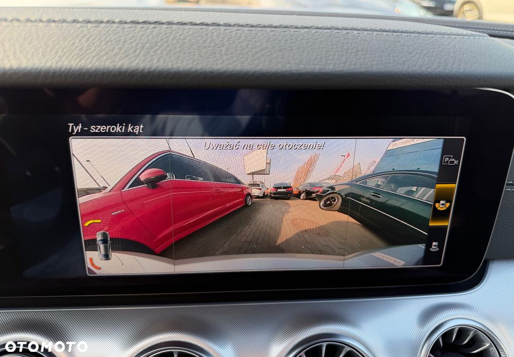 Mercedes-Benz Klasa E 200 4-Matic 9G-TRONIC - 21