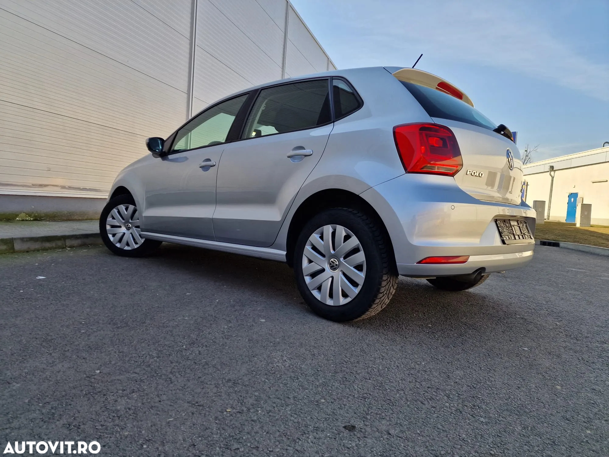 Volkswagen Polo 1.4 TDI (Blue Motion Technology) Comfortline - 27