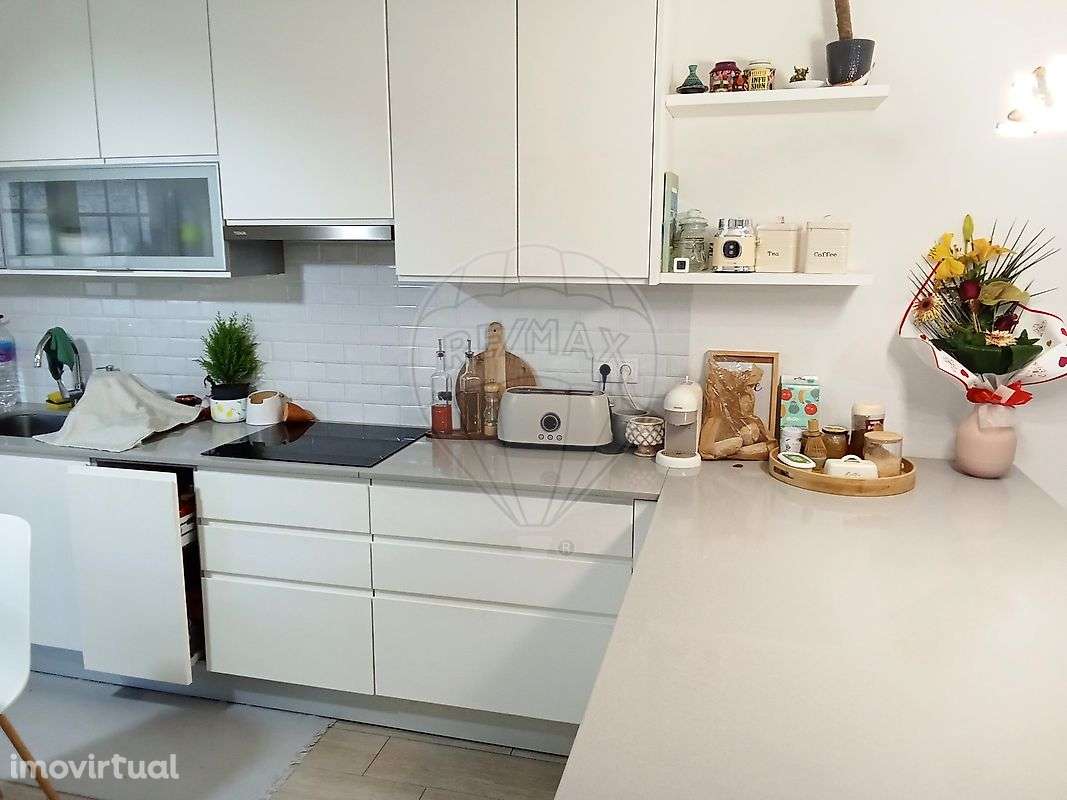 Moradia T2 para venda - Grande imagem: 2/19