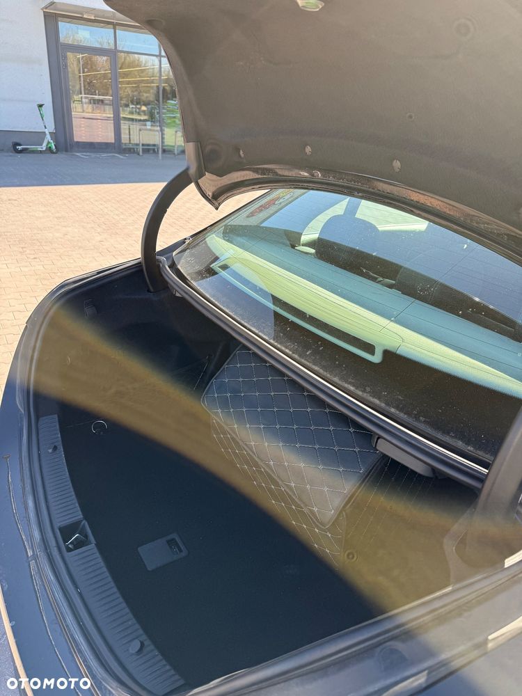 Mercedes-Benz Klasa C 300 7G-TRONIC - 15